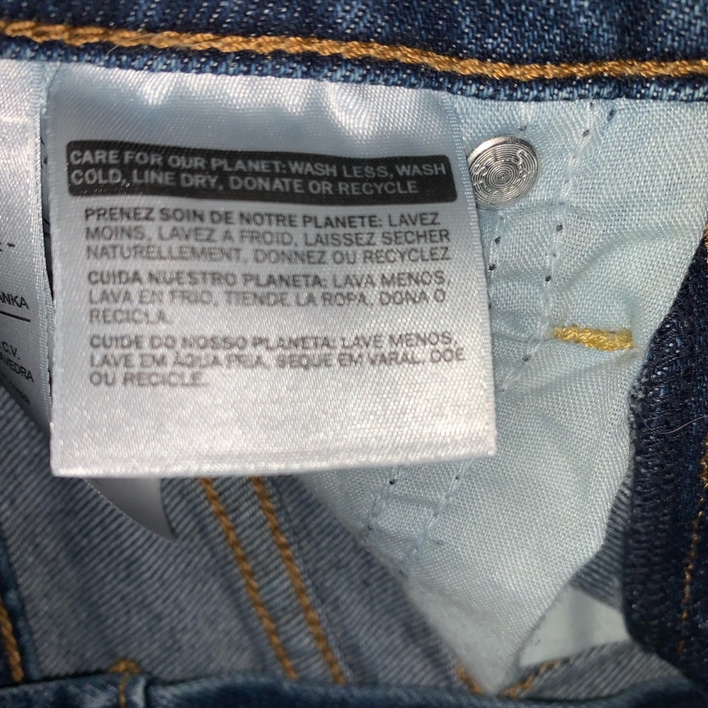 Levis Wedgie Straight Size 24 Distressed Dark Wash Button Fly Jeans - Picture 8 of 11